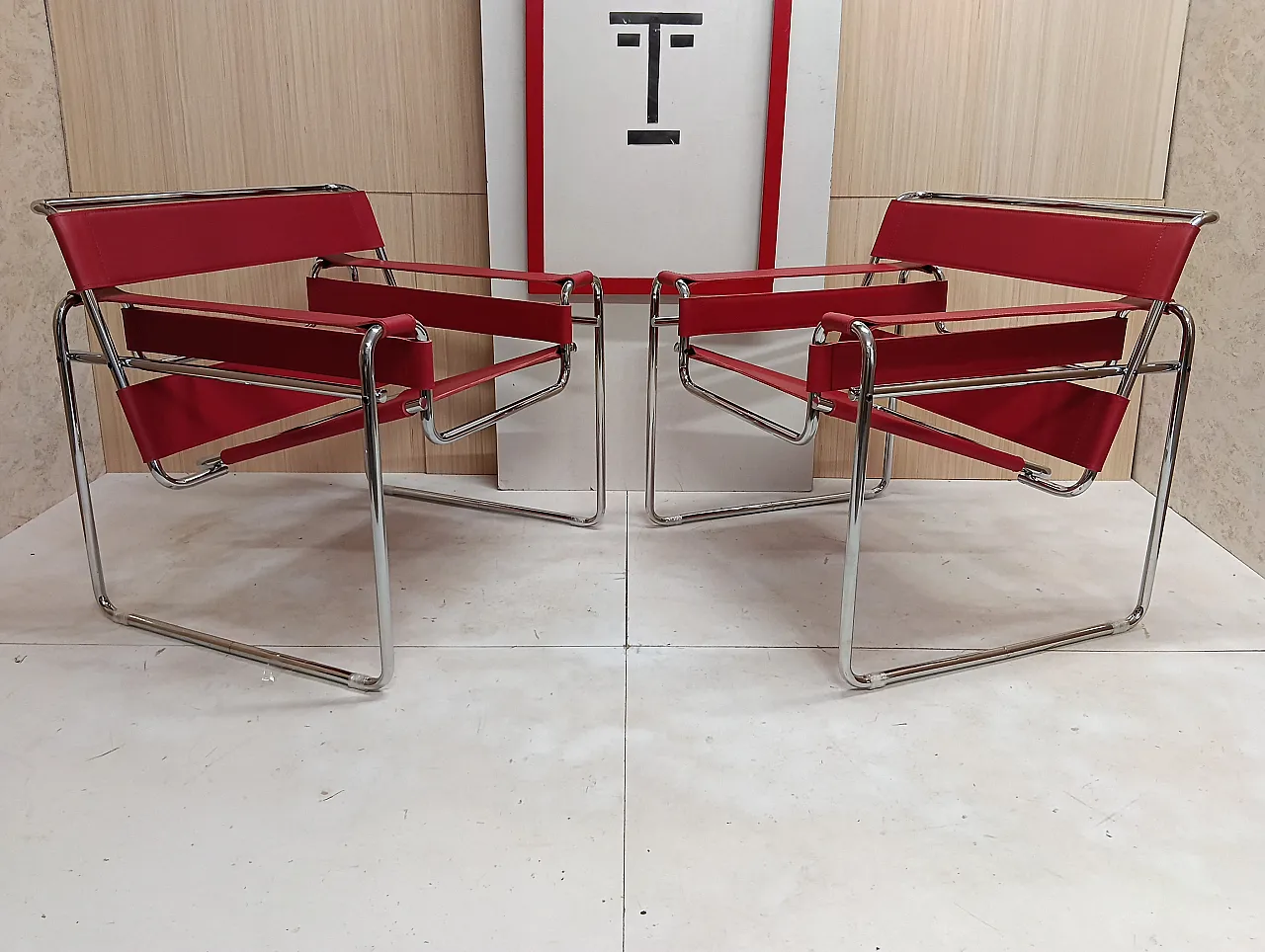 Pair of Knoll Studio 2 B3 WASSILY armchairs in red leather, 1920s 9