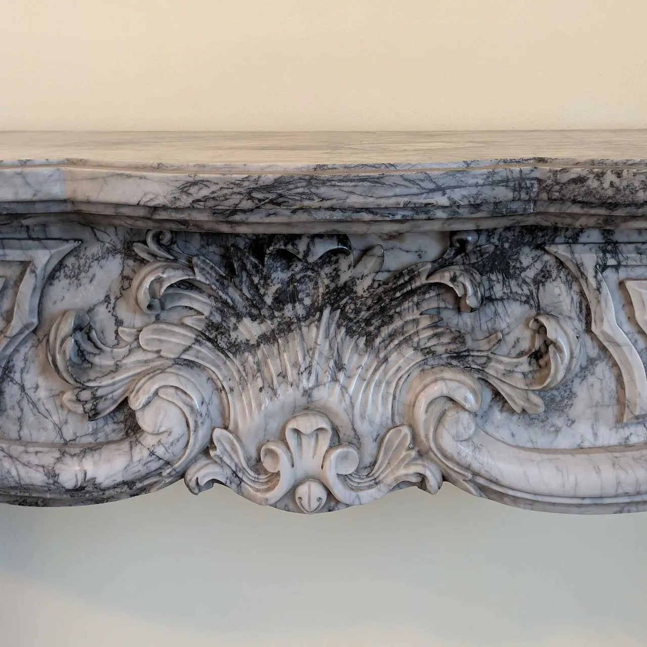 French fireplace in Bardiglio Imperiale marble, Louis XV, 19th century 2