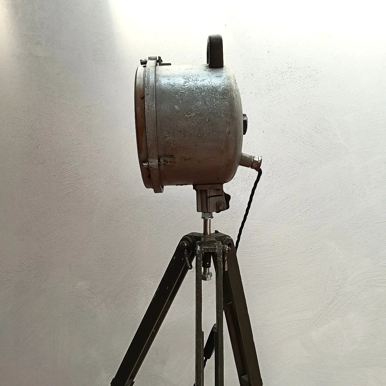 Poland lamp military equipment, 1983 8