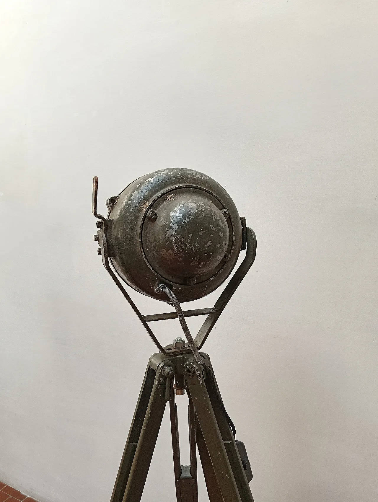 Tripod lamp, military, Russia, 80s 5