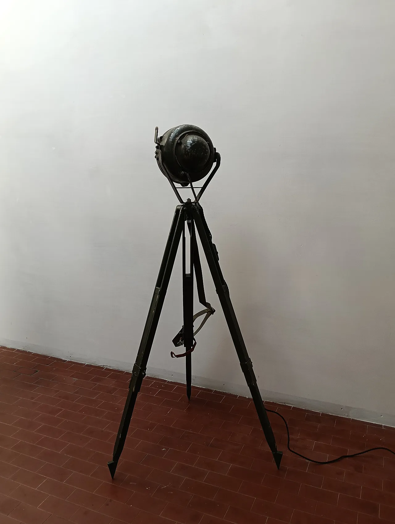 Tripod lamp, military, Russia, 80s 16