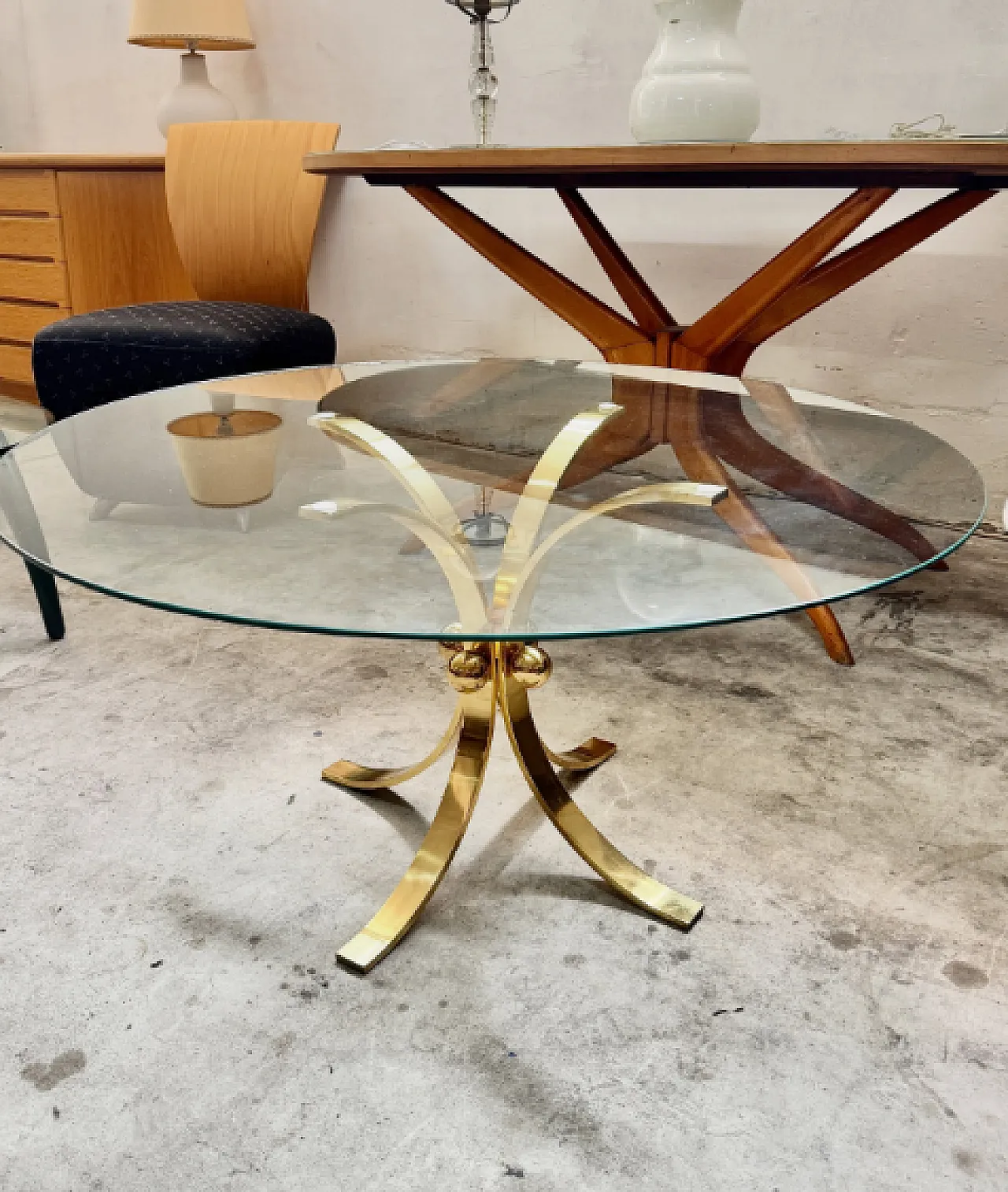 Brass coffee table and circular glass top, 1970s 2