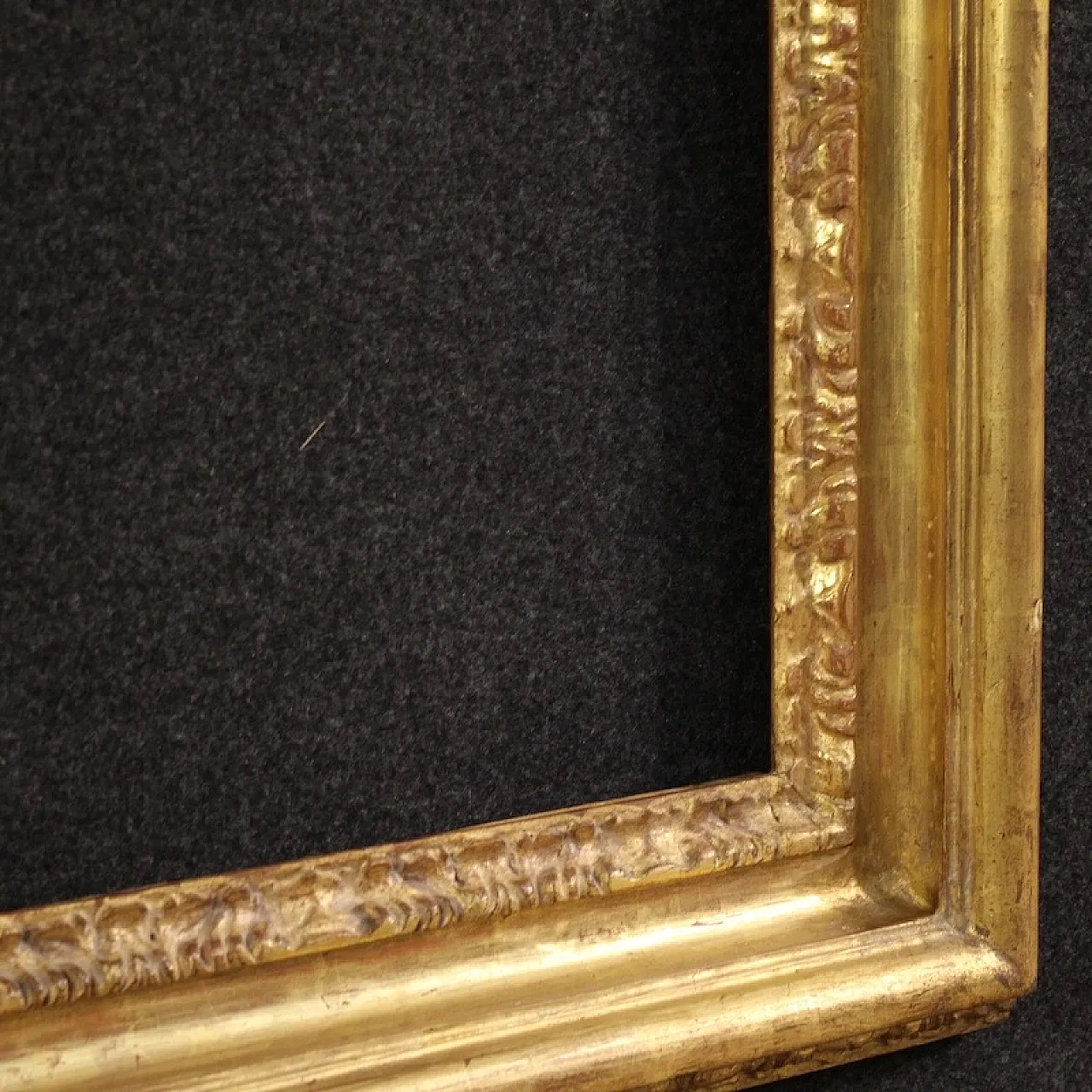 Large 20th century gilt frame 10