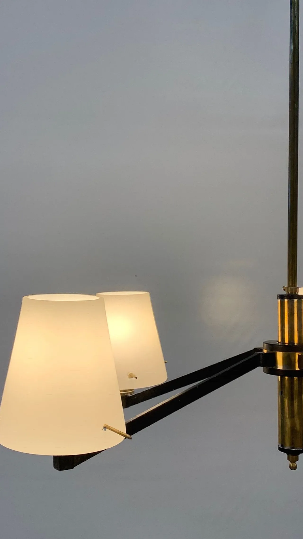 Lampadario in vetro, ferro e ottone, anni '50 3