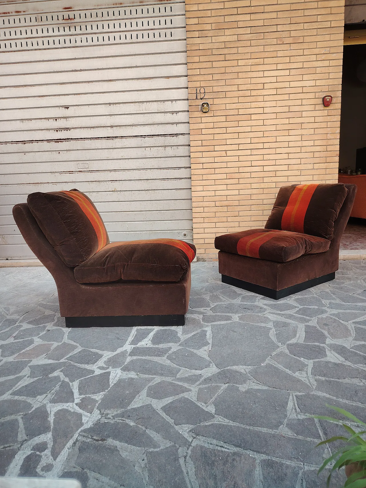 Pair of 70s Willy Rizzo armchairs Attributed 4