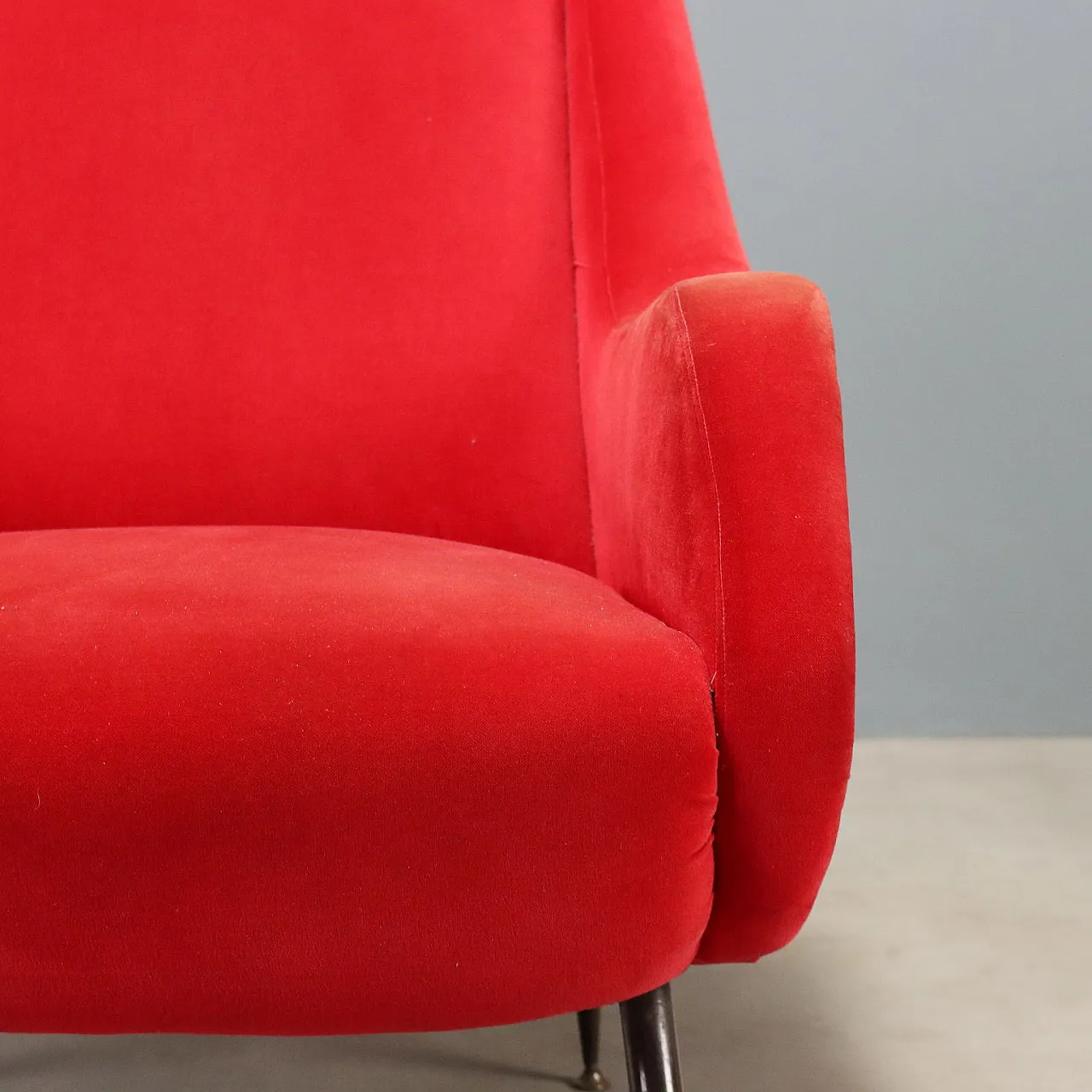 Poltrona in velluto rosso, anni '60 6