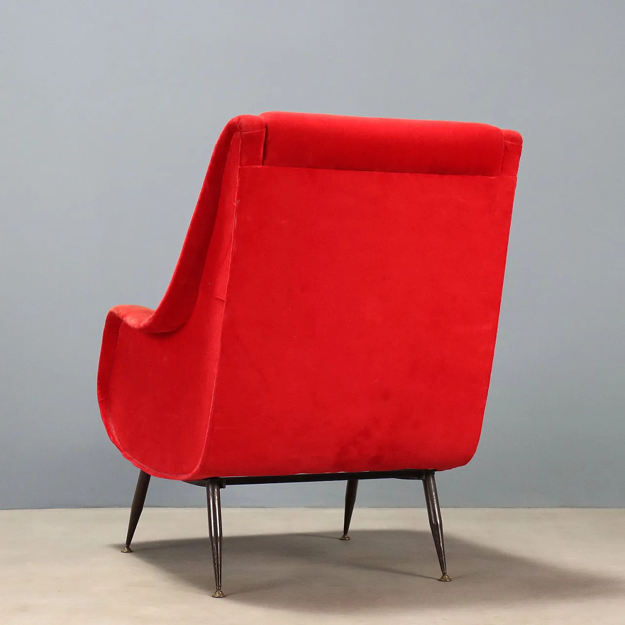 Poltrona in velluto rosso, anni '60 9