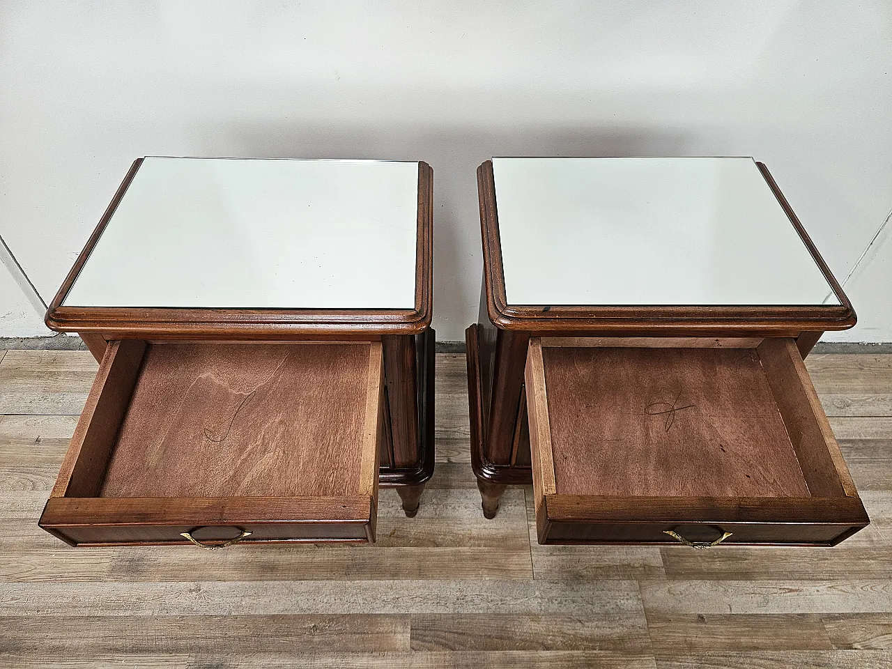 Pair of Art Deco bedside tables with mirrored top, 1950s 9