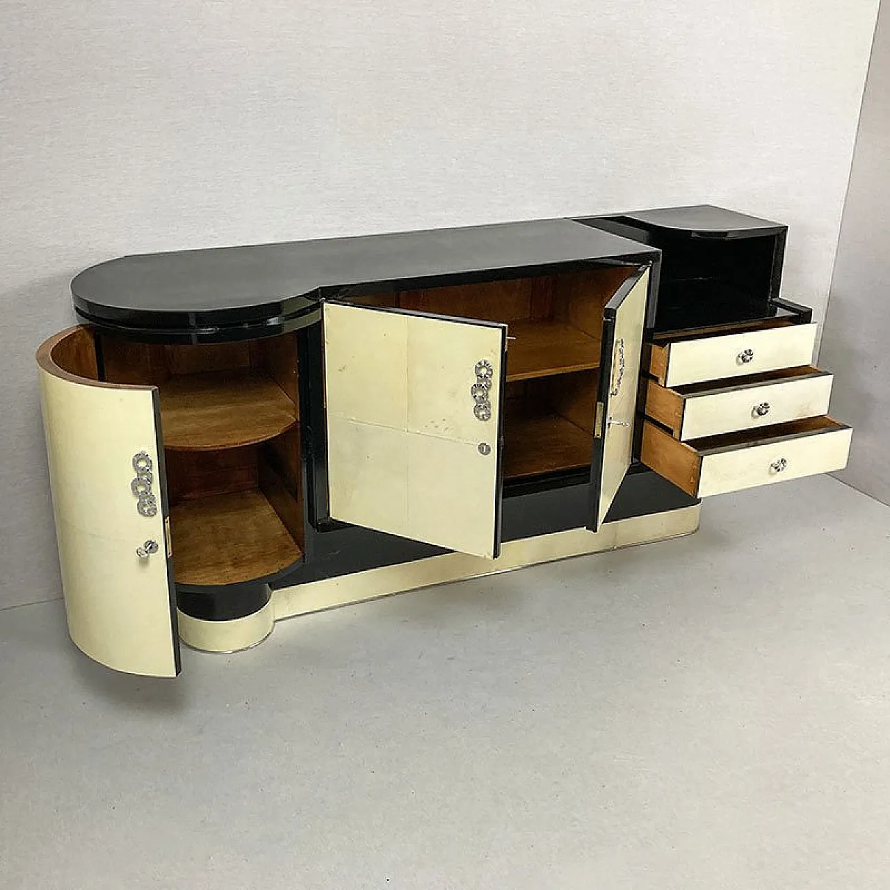 Credenza Art Déco in pergamena e laccata nera, anni '30 6