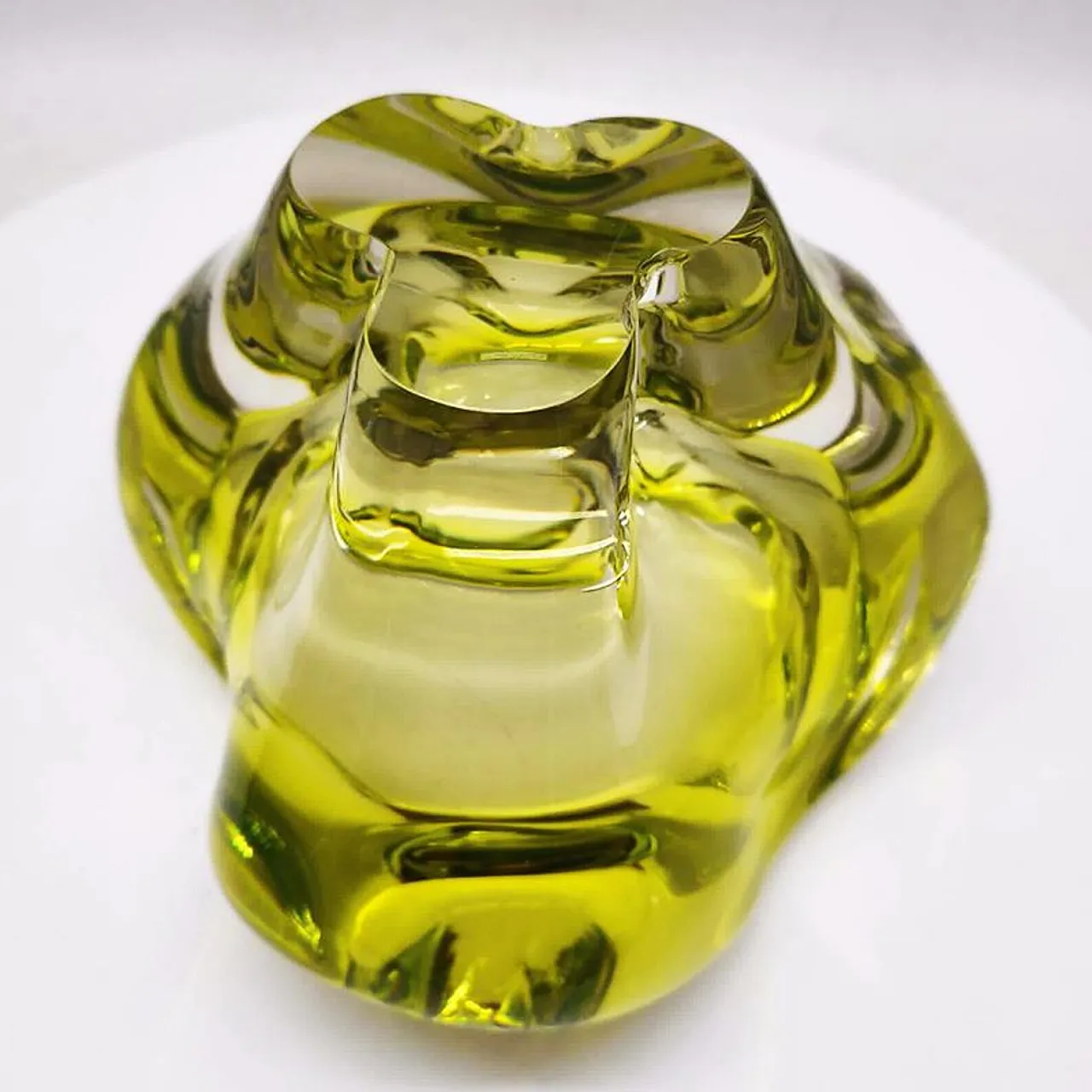 Triangular ashtray in Murano glass by Flavio Poli, 1950s 4