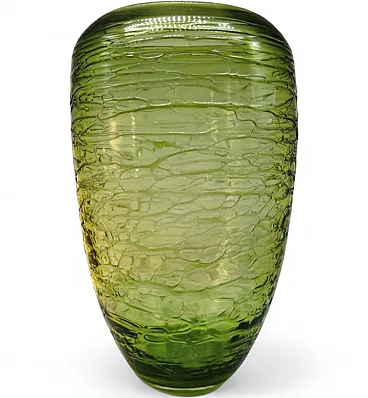 Green vase in hand worked in Murano glass, 1970s