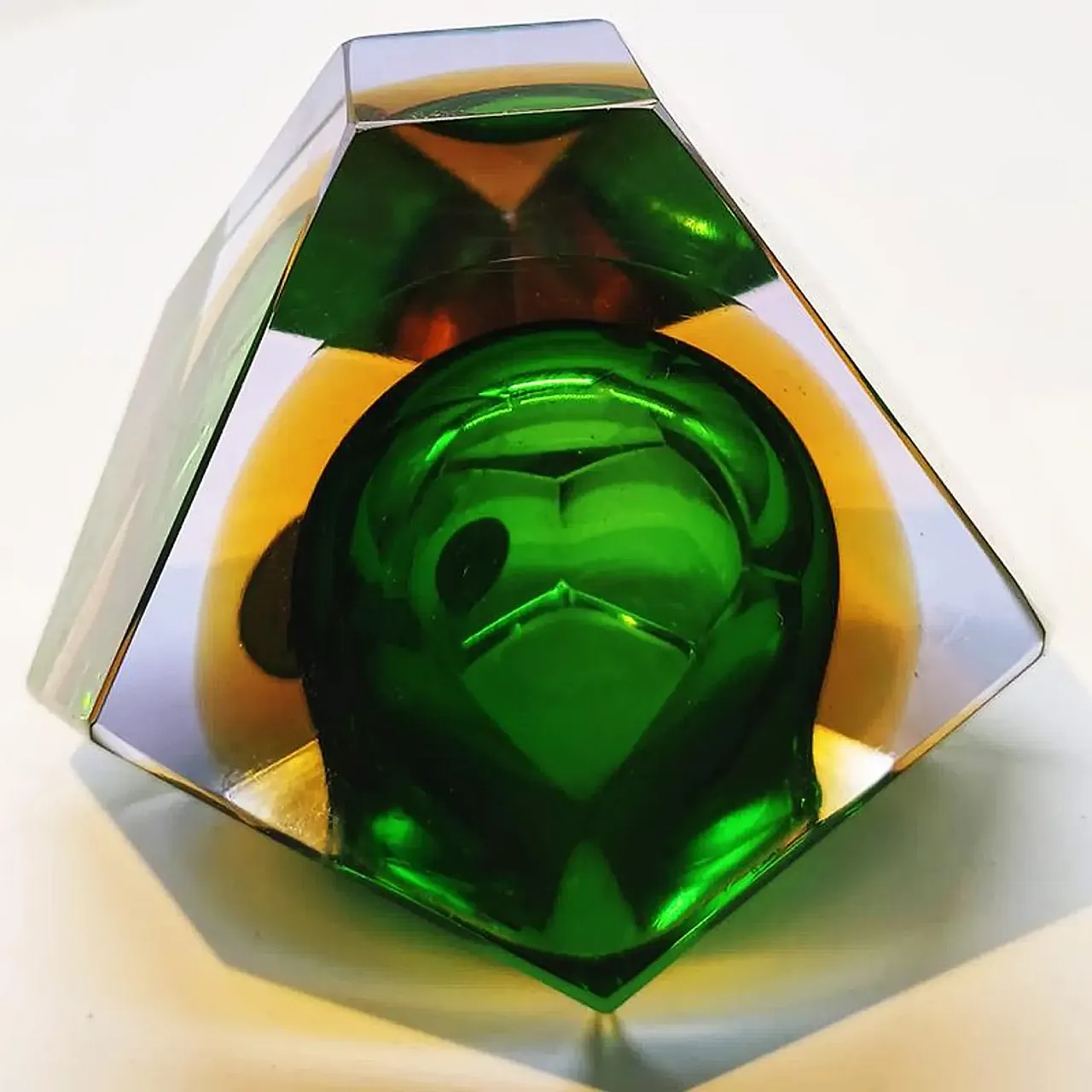 Asymmetrical and particular multifaceted bowl in Murano Glass, 1960s 8