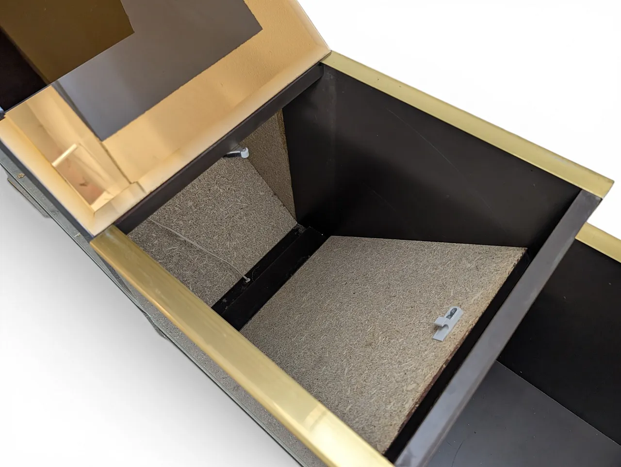 Stepped console with mirrors and compartments, 1970s/80s 9