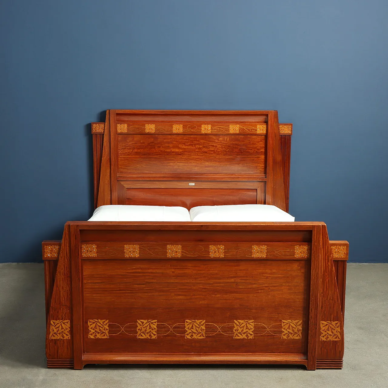 Bed by Carlo Zen, early 20th century 2