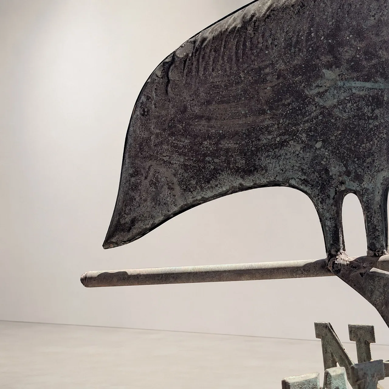 Italian wind vane from the early 1900s in copper with three-dimensional pelican 1
