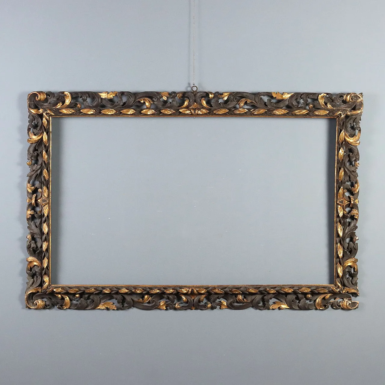 Baroque frame in carved, lacquered and gilded wood, 18th century 1