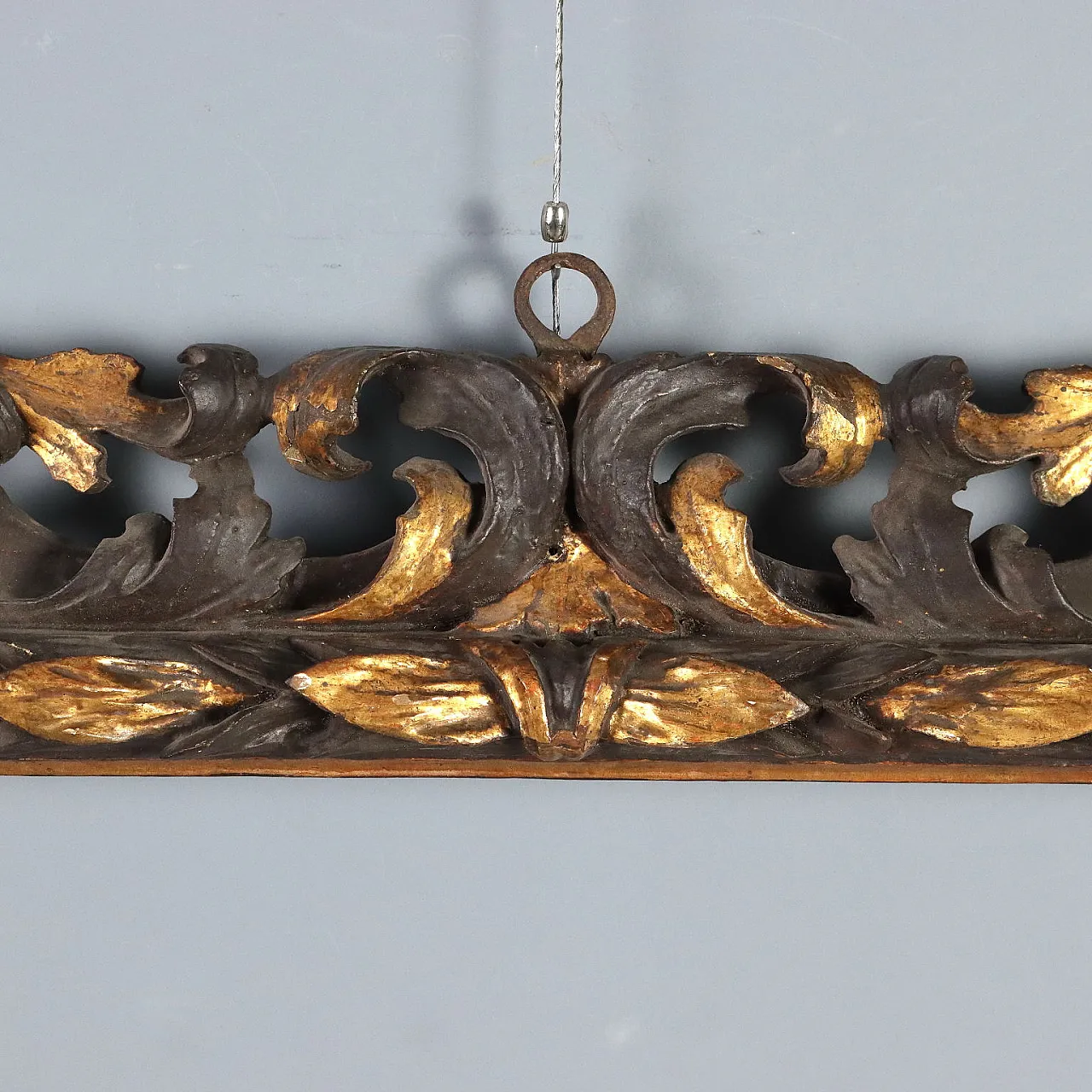 Baroque frame in carved, lacquered and gilded wood, 18th century 5