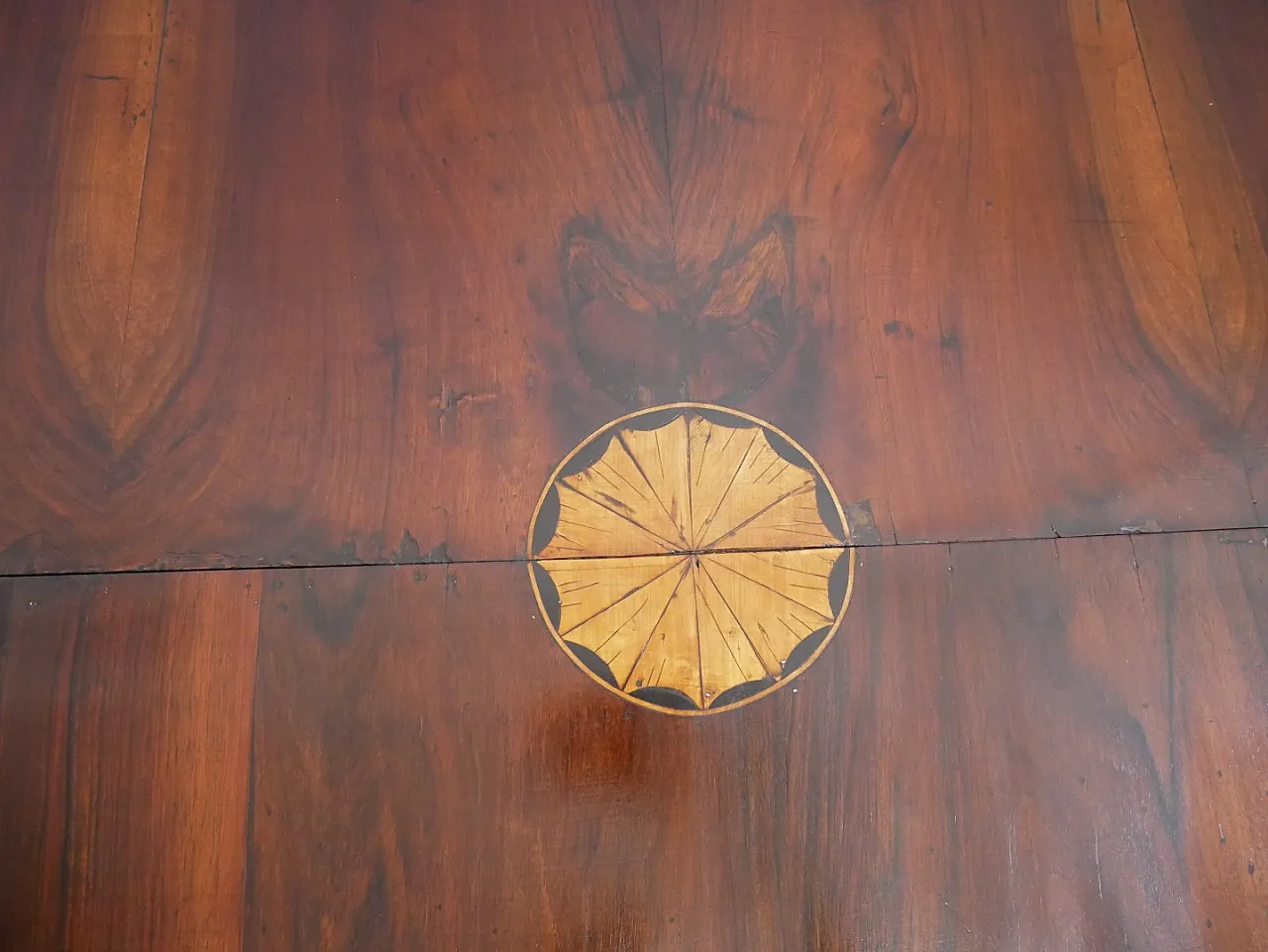Antique game table. Period of the first half of the 1800s 15