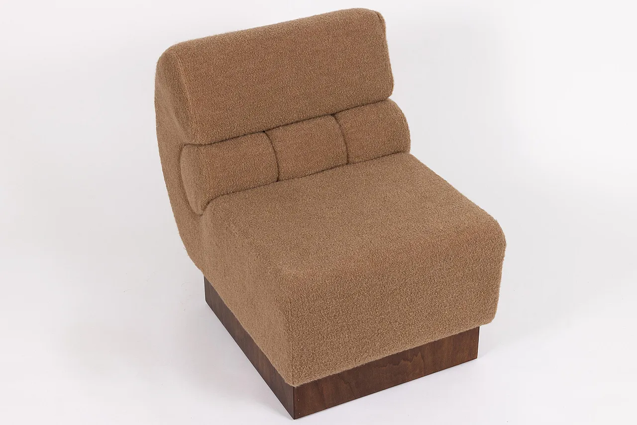 Sedia lounge in noce e bouclé di cachemire Schumacher, anni '70 16