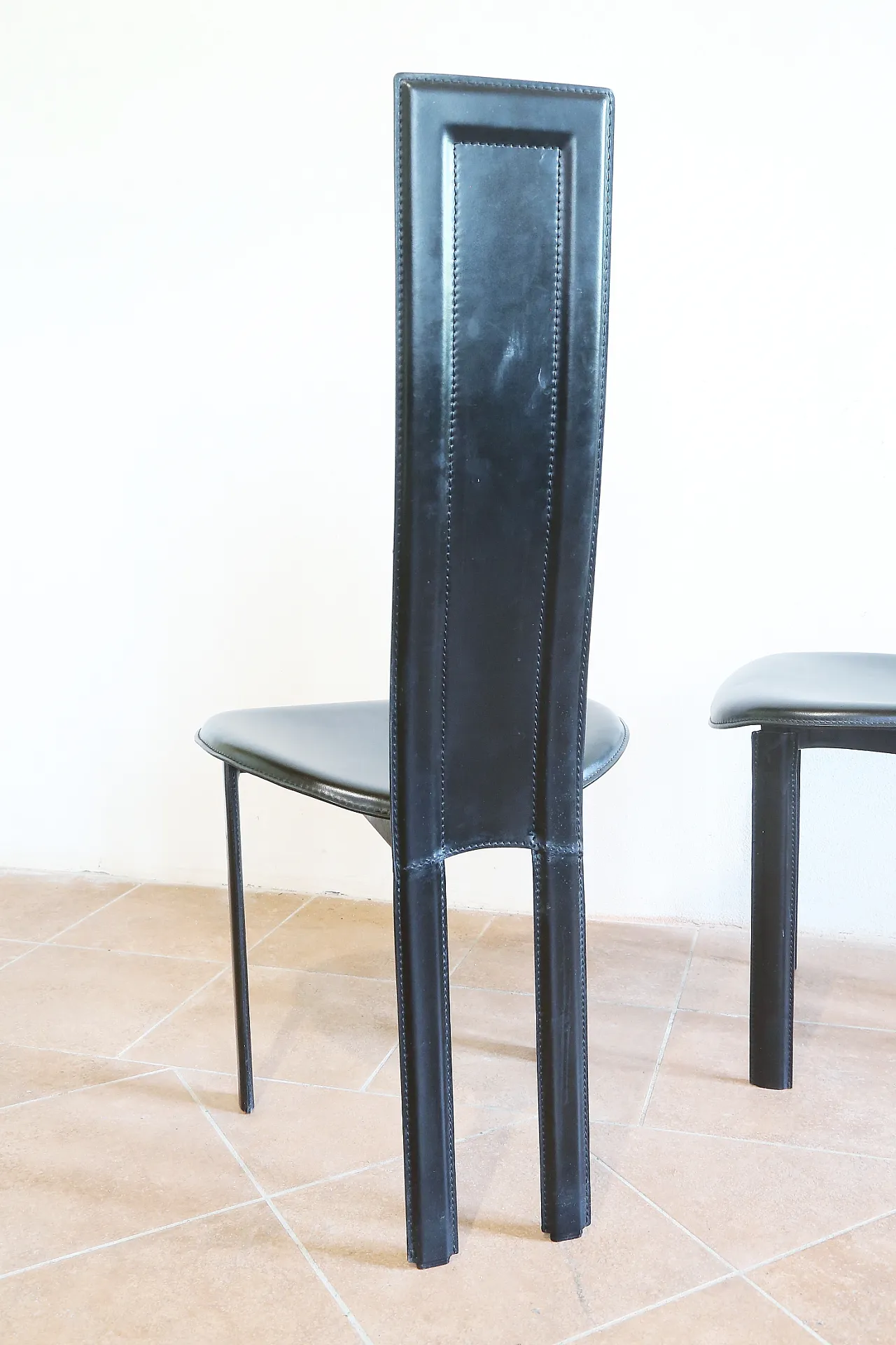 Pair of black leather Alice chairs by Giorgio Cattelan, 1980s 11