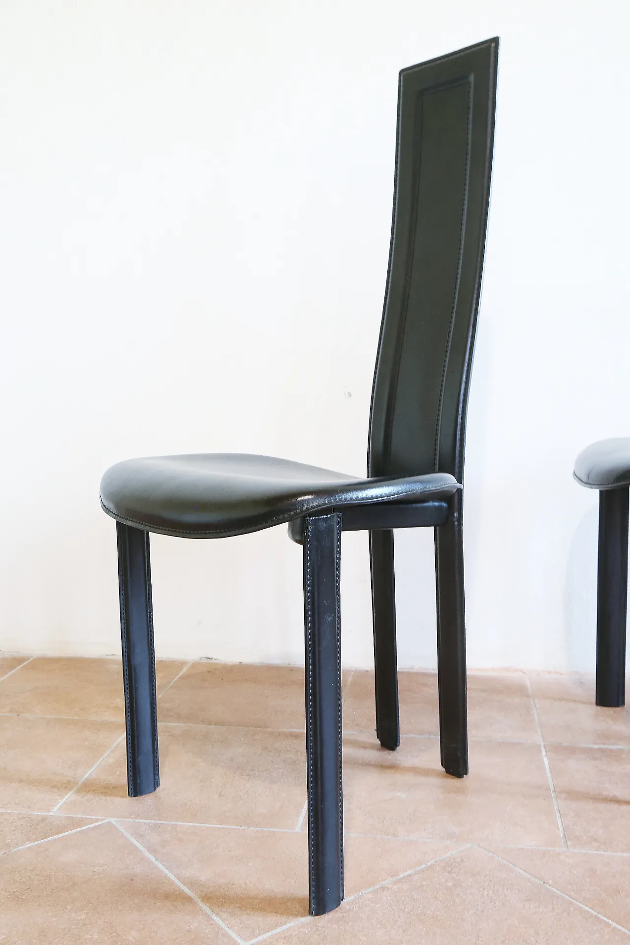 Pair of black leather Alice chairs by Giorgio Cattelan, 1980s 14
