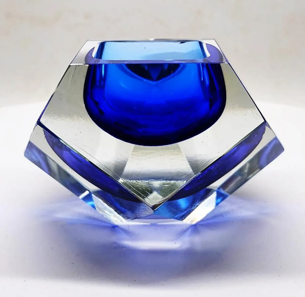 Posacenere blu in vetro di Murano di Flavio Poli per Seguso, anni '60 3