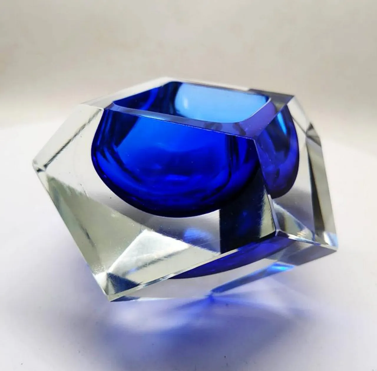 Posacenere blu in vetro di Murano di Flavio Poli per Seguso, anni '60 4