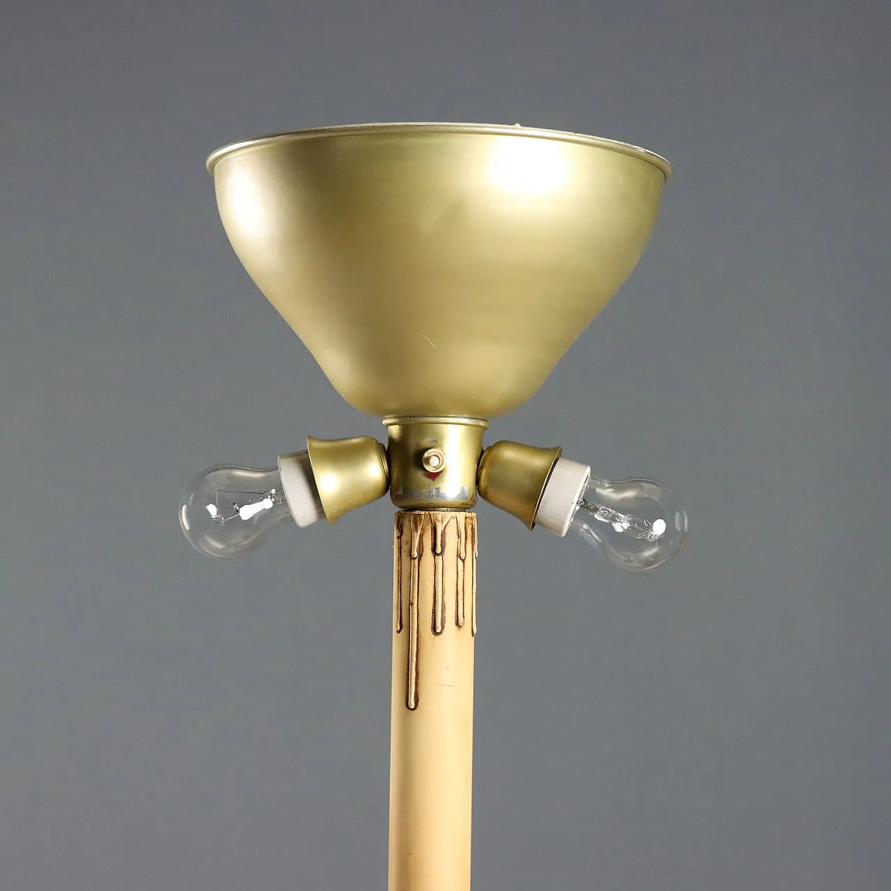 Carved and gilded wooden torch holders, 20th century 6