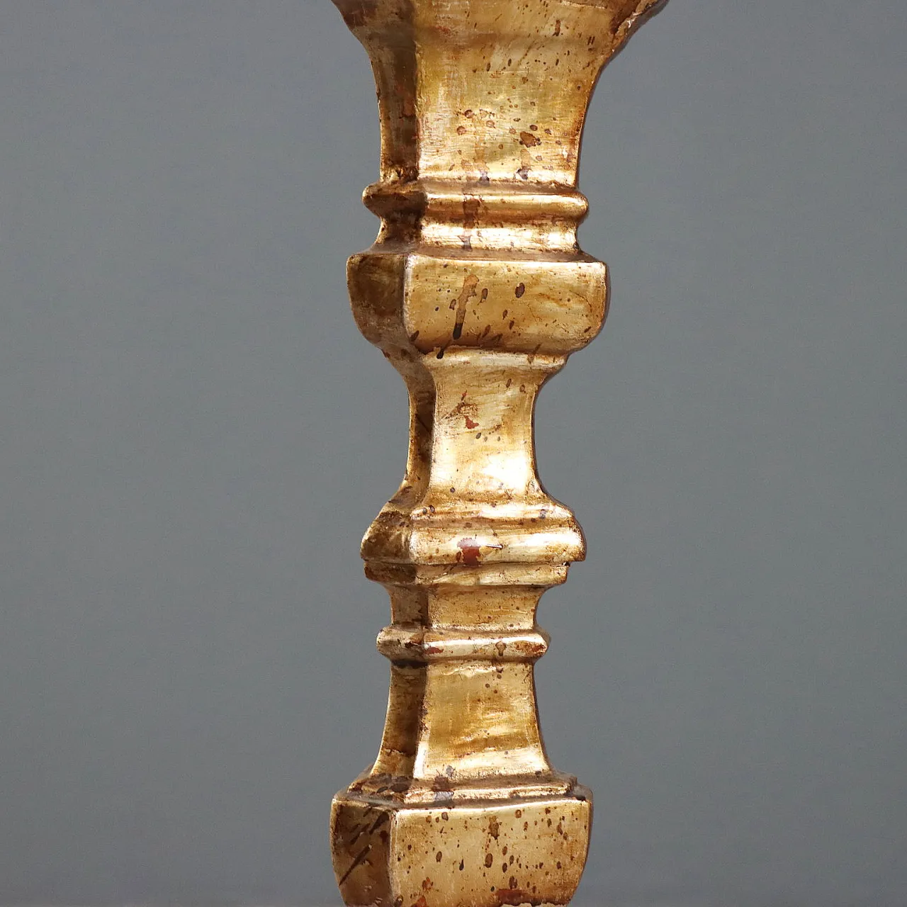 Carved and gilded wooden torch holders, 20th century 9