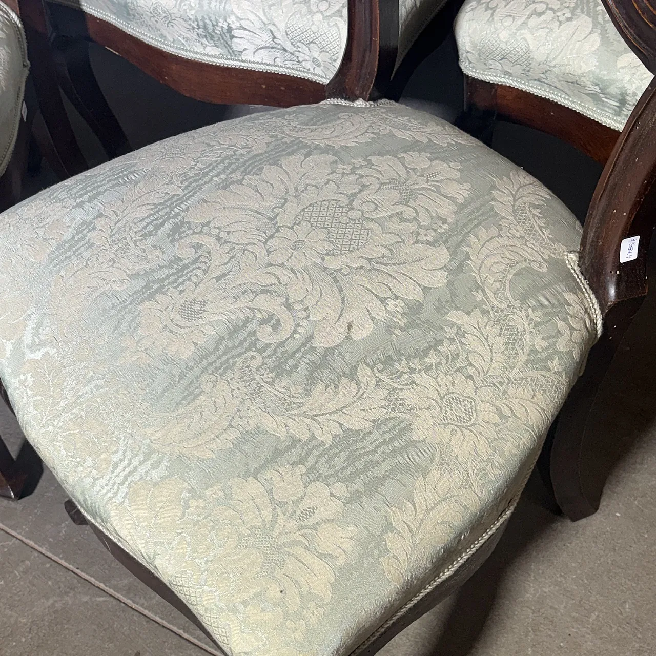 8 walnut Louis Philippe chairs, 1860s 2