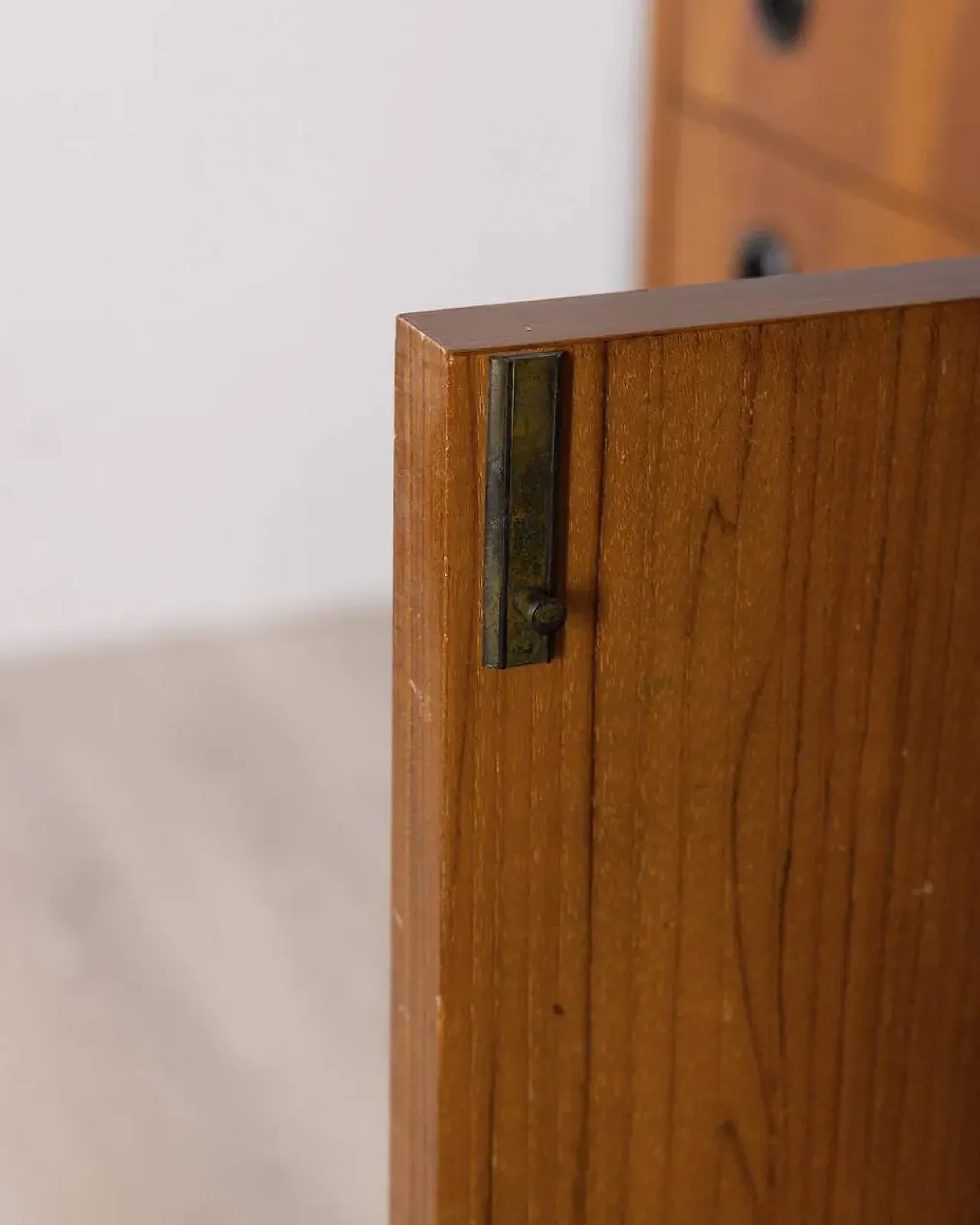 Credenza in legno di teak, anni '60 12
