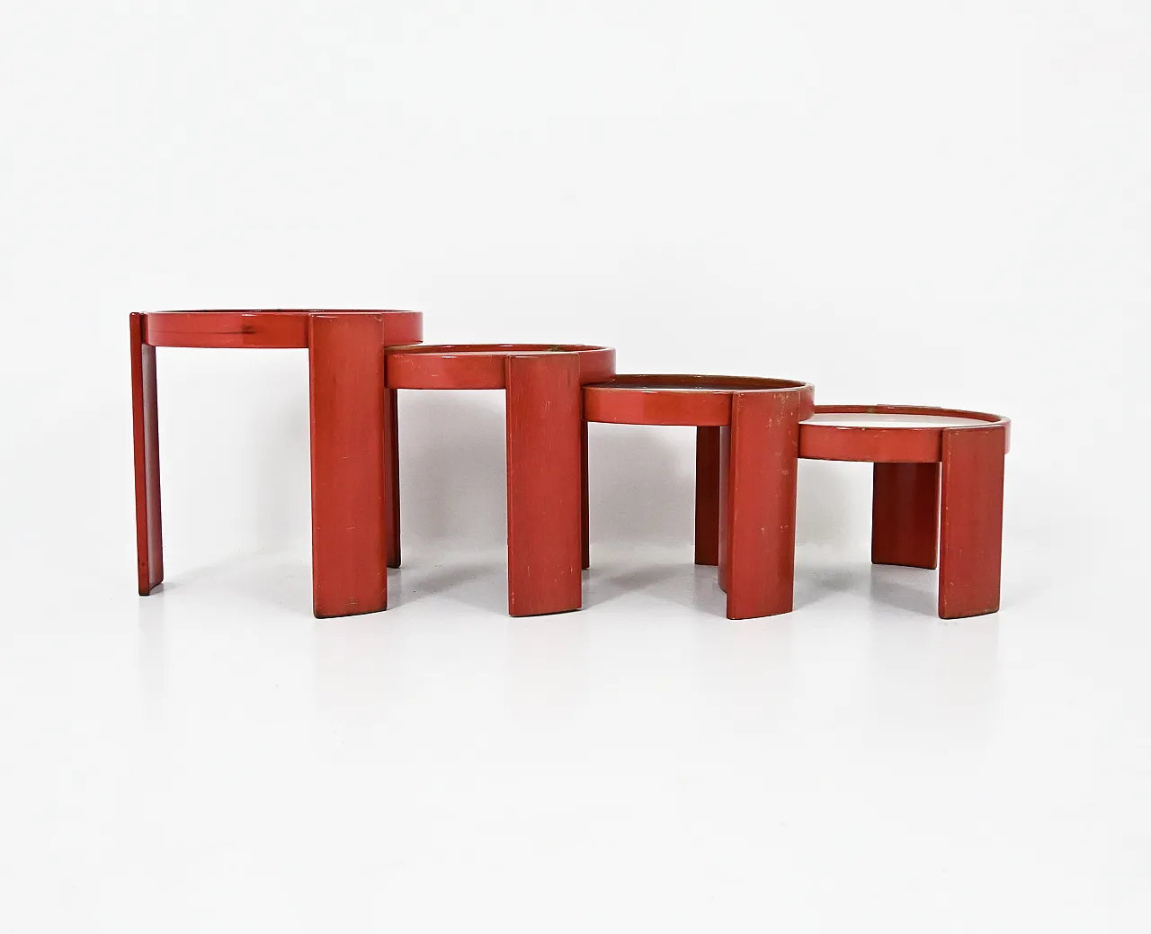 4 tavolini ad incastro modello 780 di Frattini per Cassina, anni '60 5