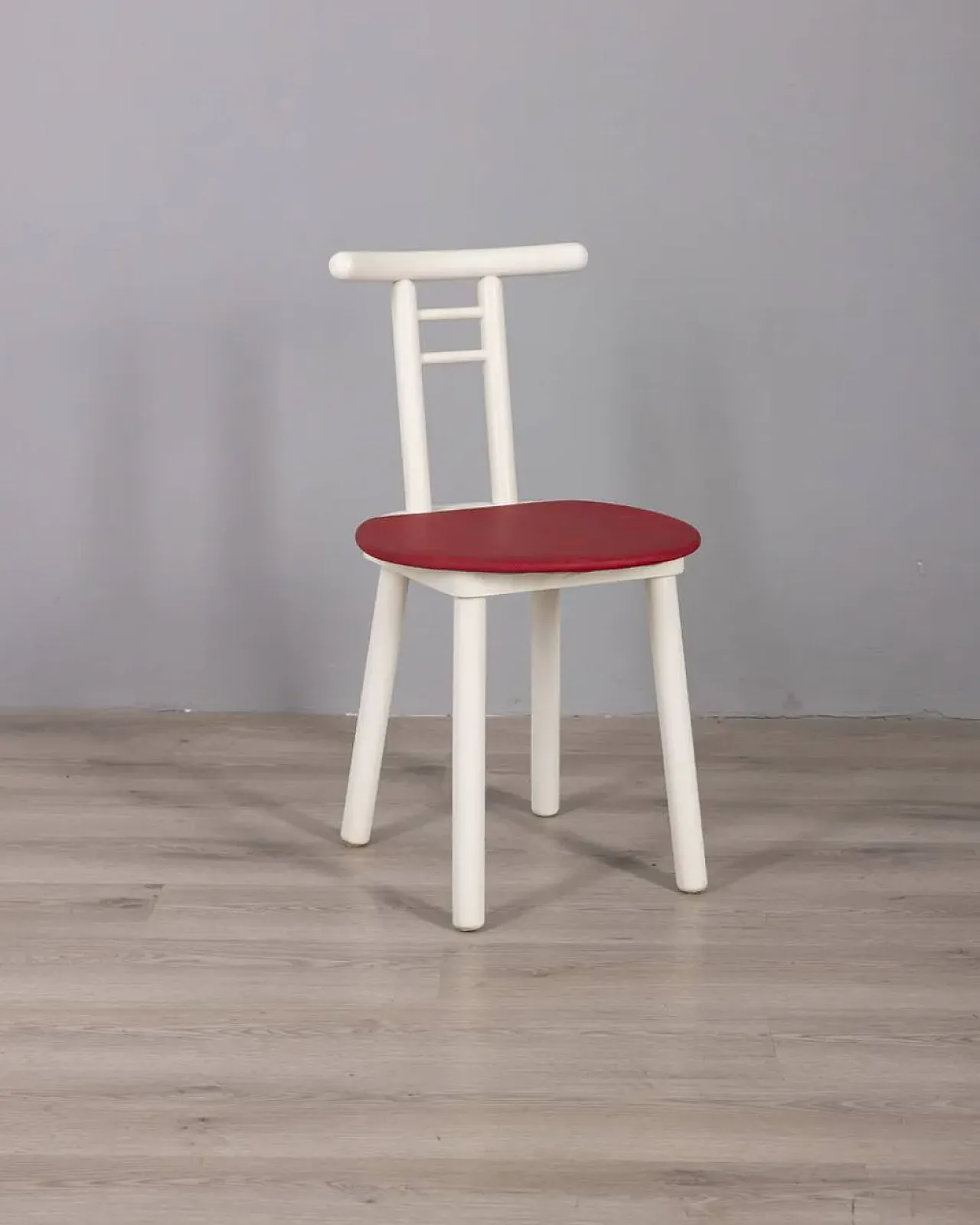 4 Chairs in wood and red vinyl, 1980s 3