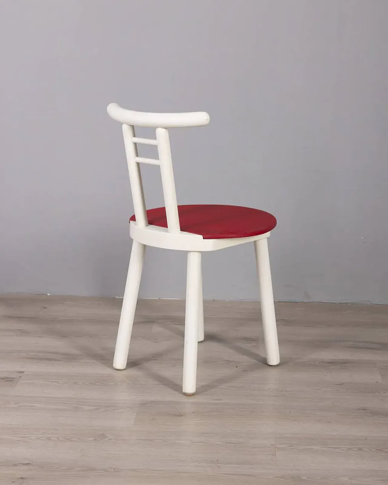 4 Chairs in wood and red vinyl, 1980s 6