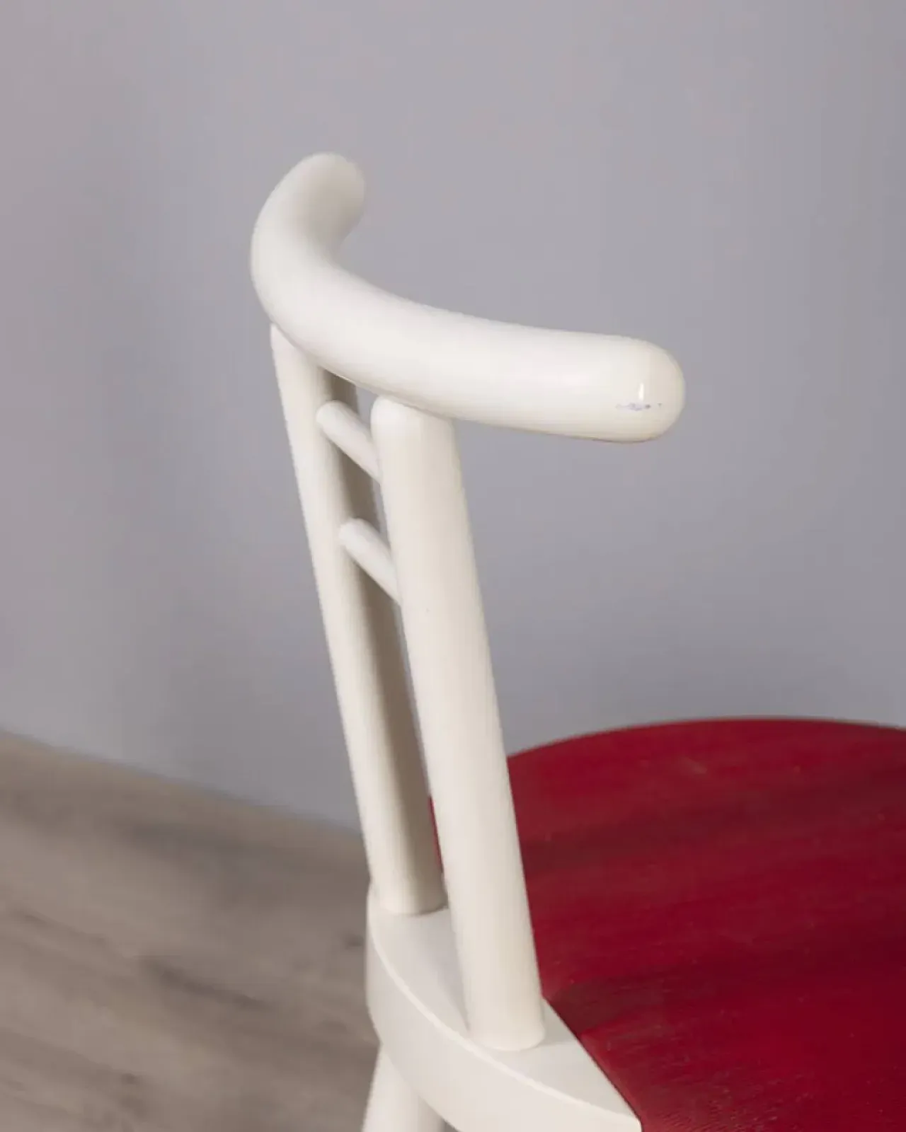 4 Chairs in wood and red vinyl, 1980s 7