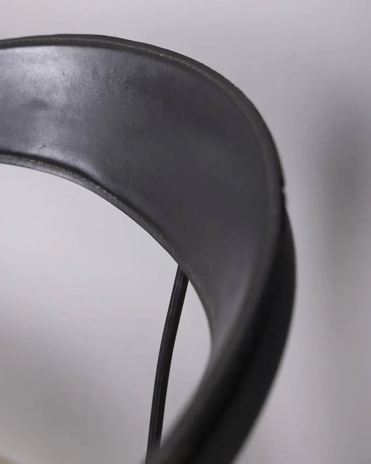 Pair of metal and leather canasta chairs by Arrben, 1970s 7