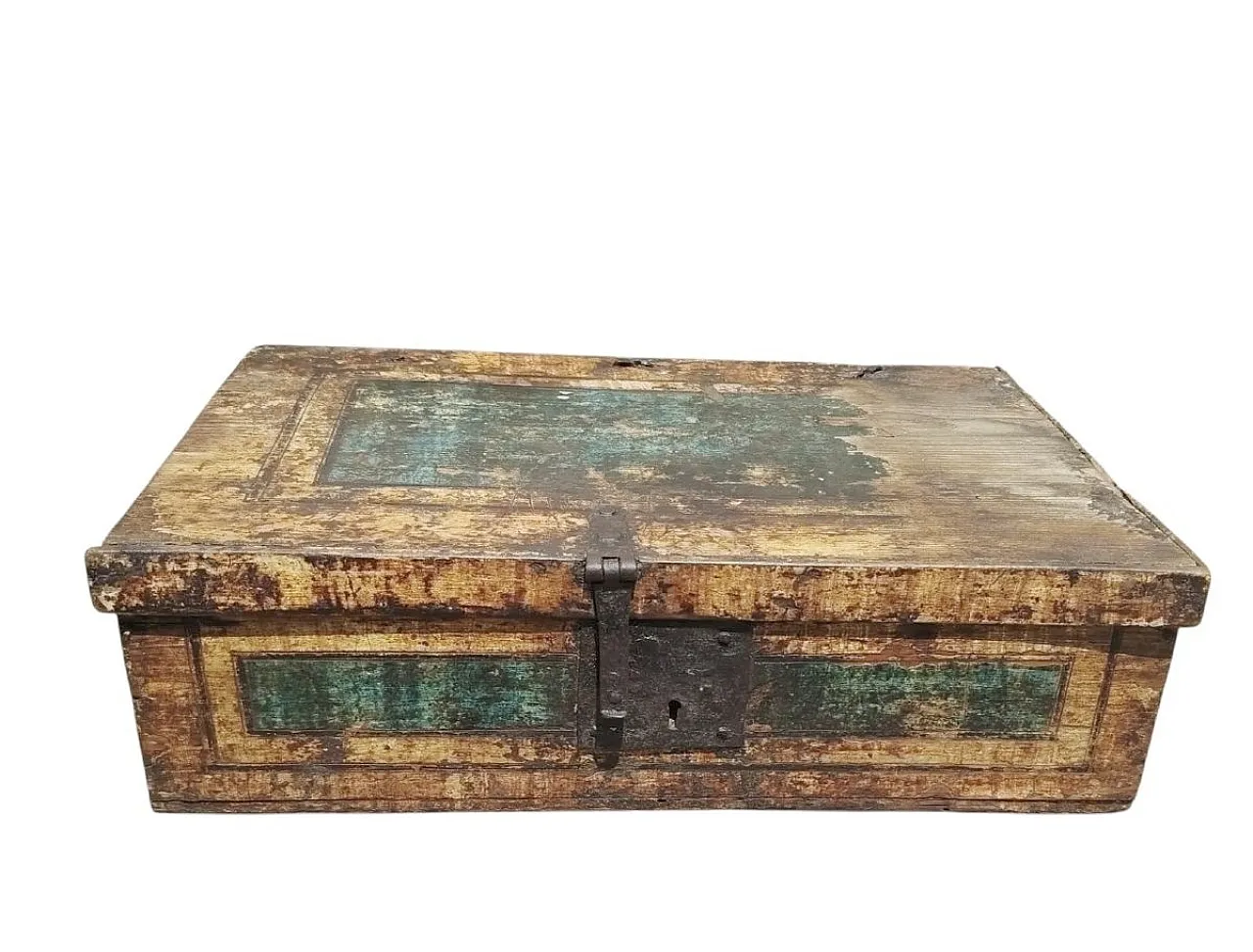Lacquered and painted wooden box, 18th century 1