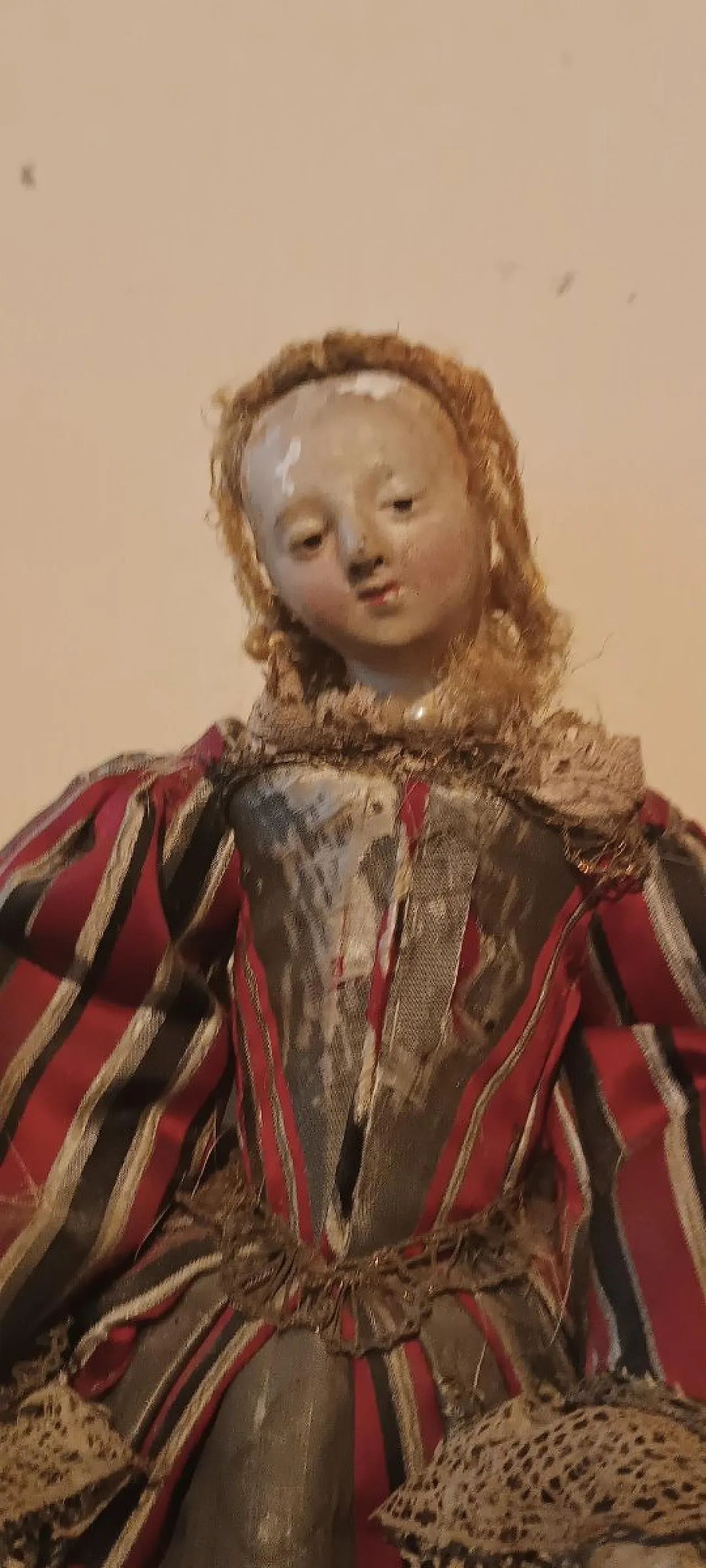 Pair of polychrome wooden mannequins, 18th century 5