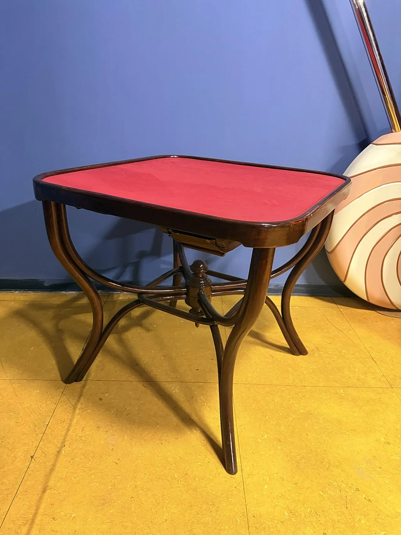 Thonet game table by Michael Thonet for Gebrüder Thonet, 19th century 1
