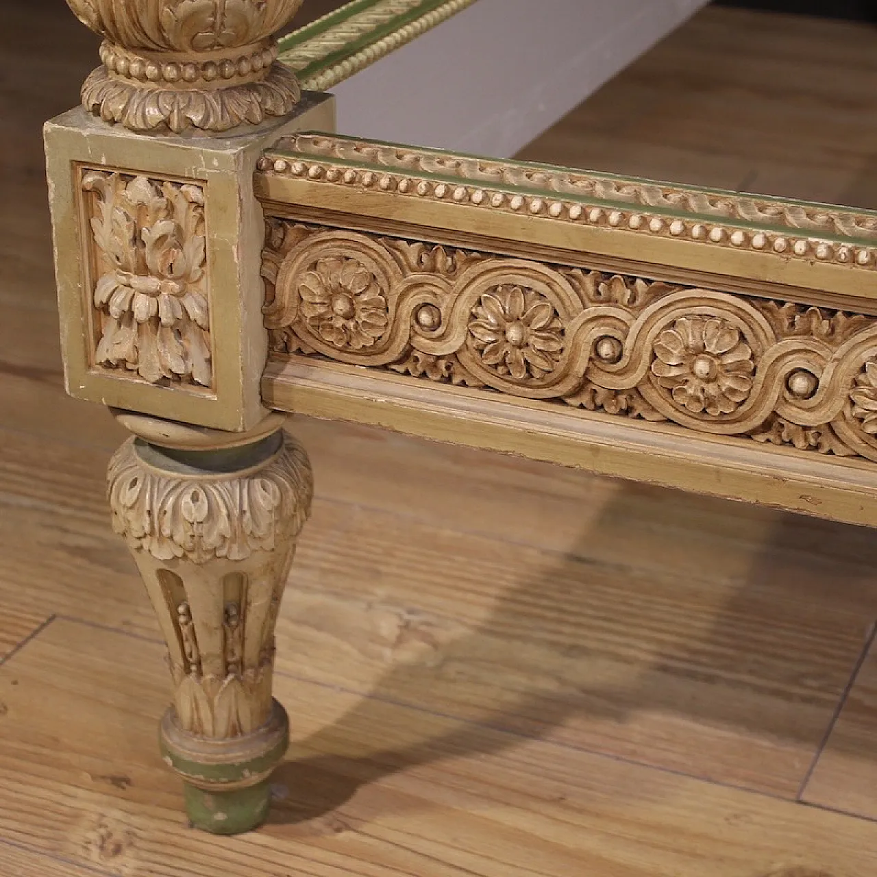 Italian lacquered double bed in Louis XVI style, 20th century 10