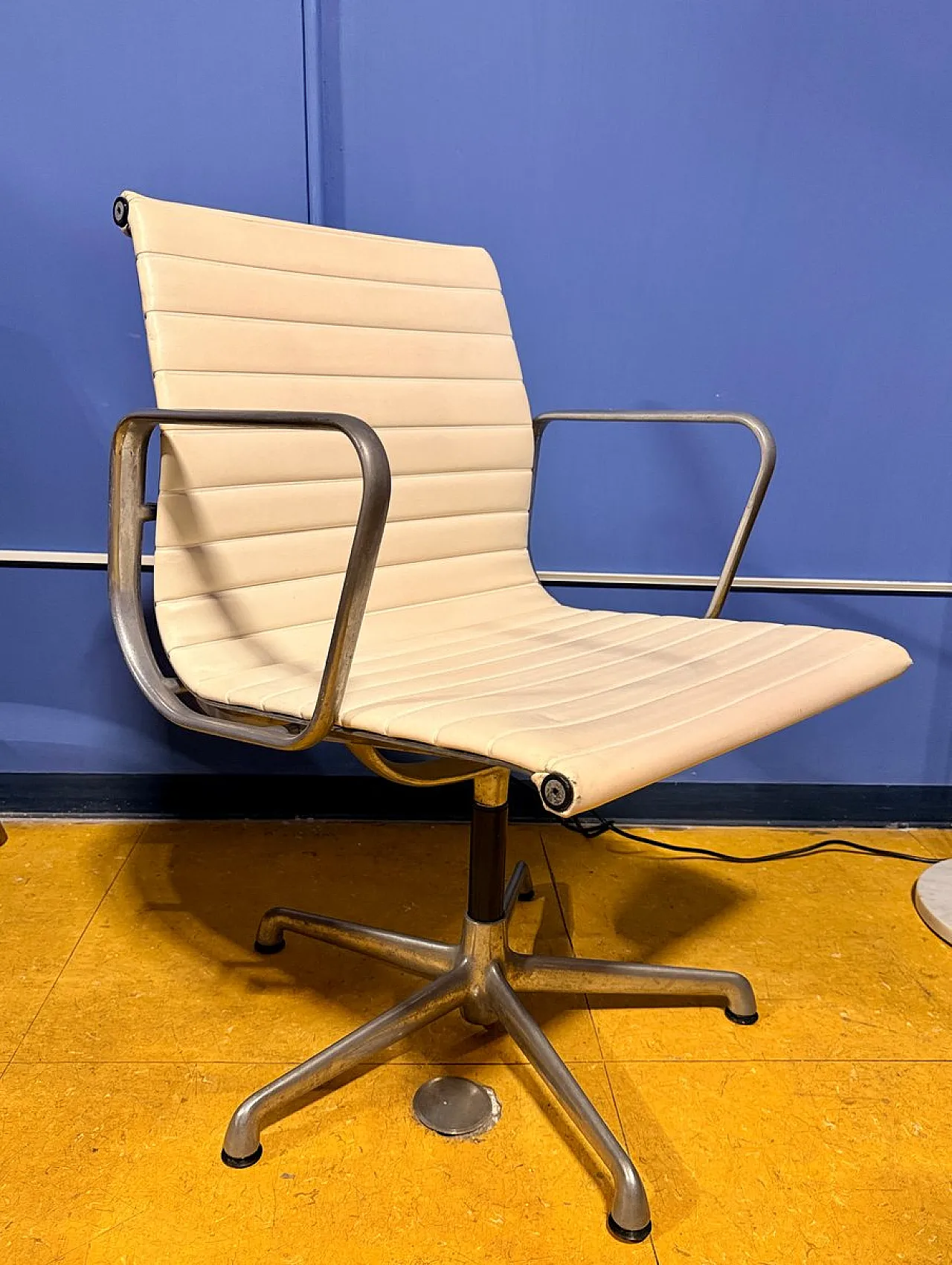 Chair by Charles and Ray Eames for Herman Miller, 1970s 1