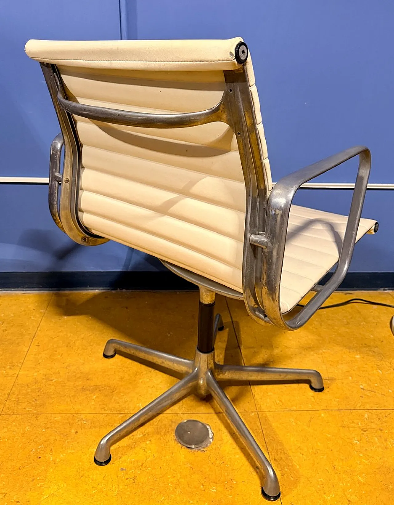 Chair by Charles and Ray Eames for Herman Miller, 1970s 5