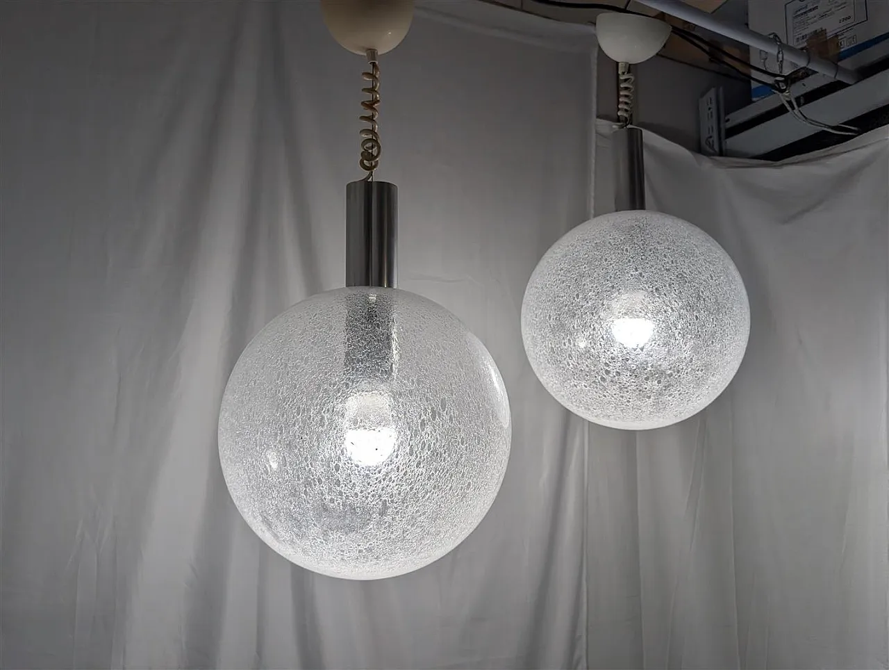 Coppia lampade a sospensione space age Flos, anni '70 6