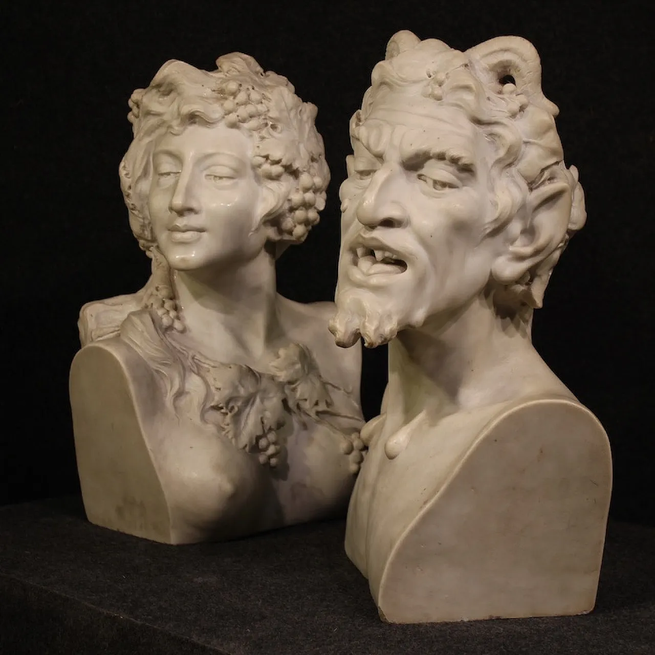 Coppia di sculture in marmo bianco Satiro e Baccante, '800 12