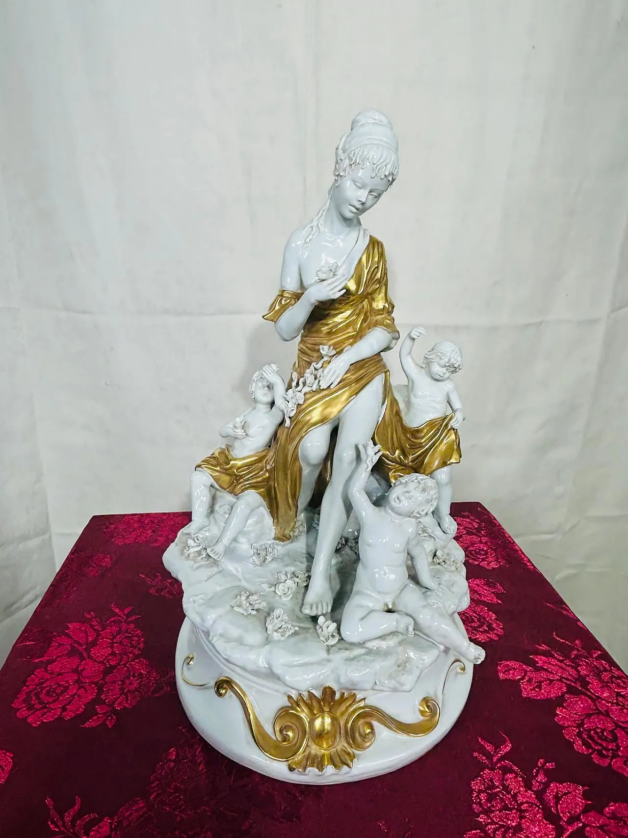 Statua in porcellana di Capodimonte di Mario Alparone, anni '50 2