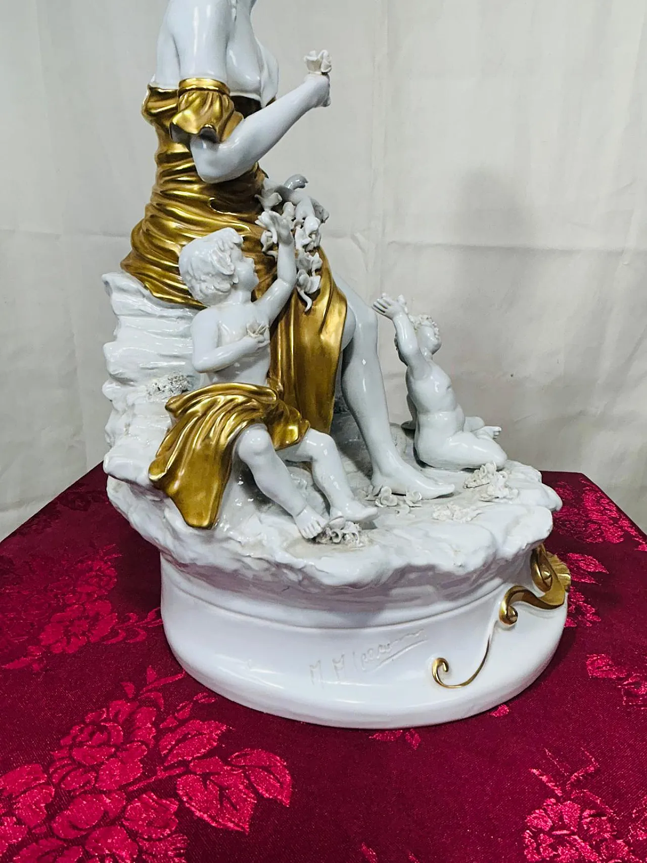 Statua in porcellana di Capodimonte di Mario Alparone, anni '50 9