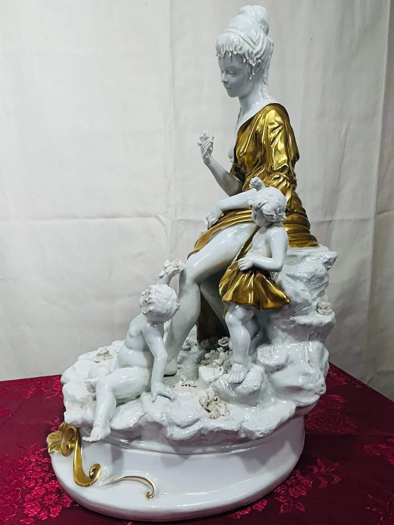 Statua in porcellana di Capodimonte di Mario Alparone, anni '50 15
