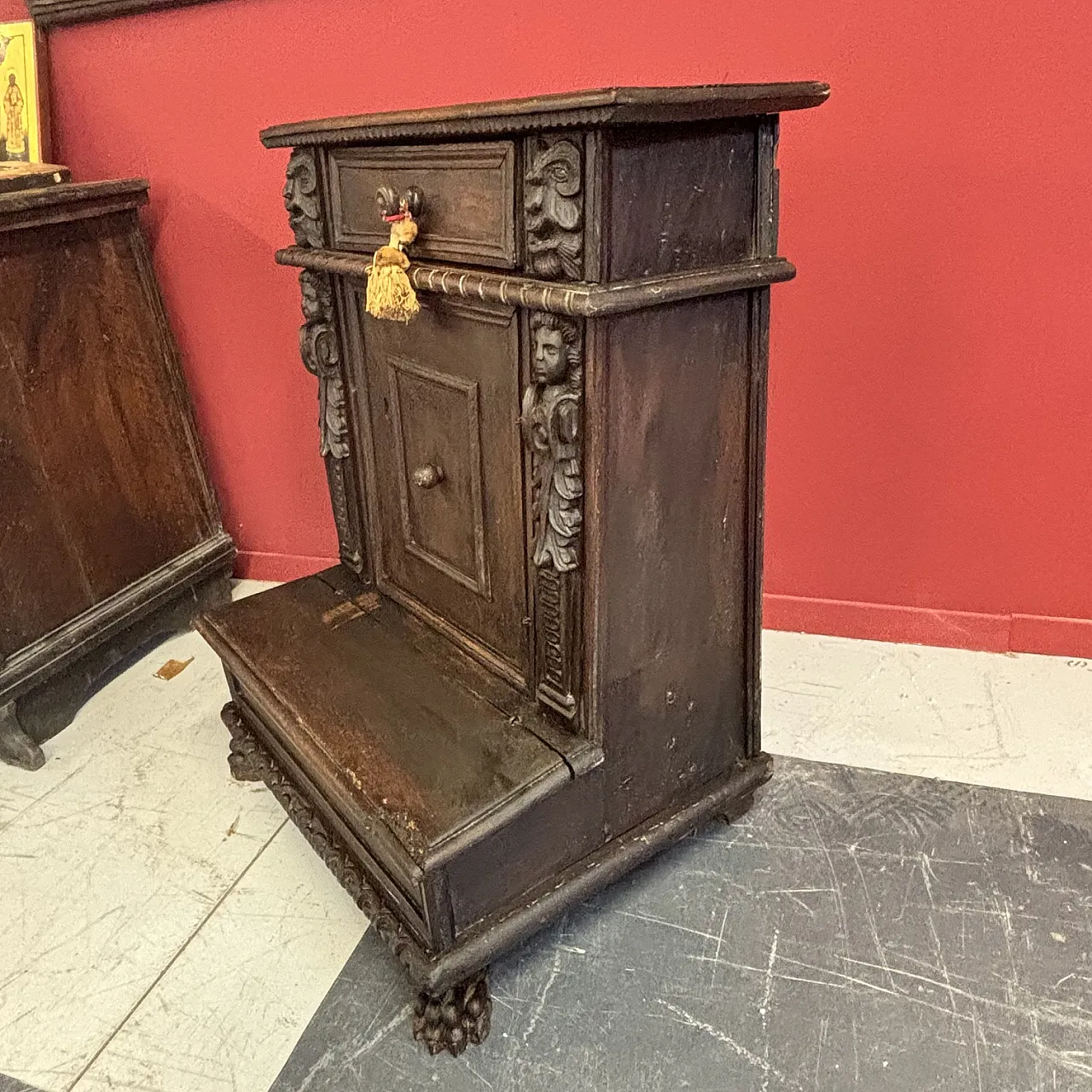 Inginocchiatoio in noce massello, '600 4