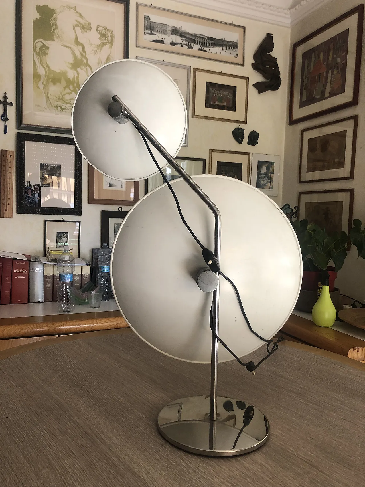 Lampada da tavolo con doppio riflettore, anni '60 2