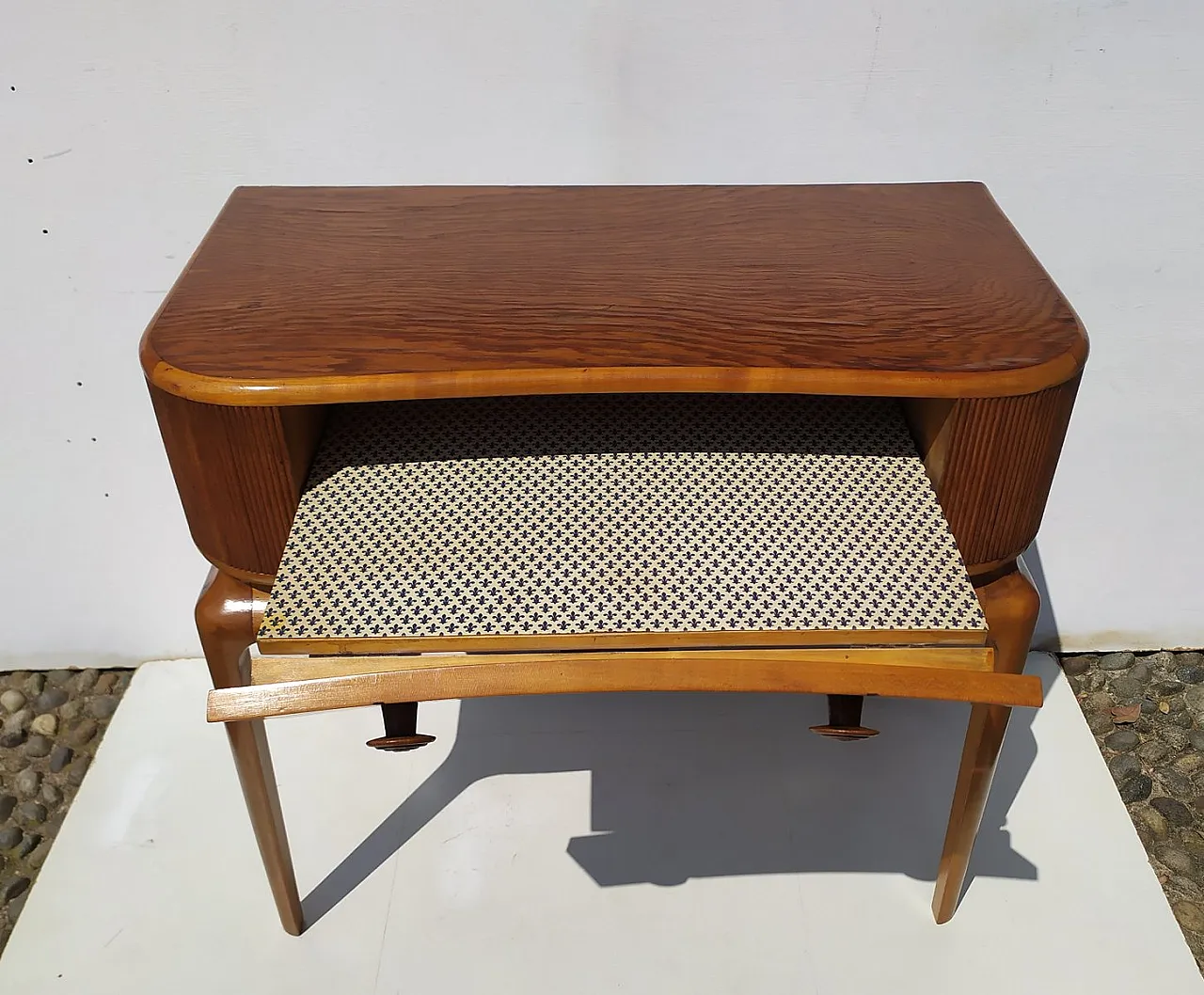 Nightstand attributed to Paolo Buffa, 1940s 2
